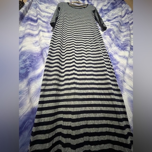 Calvin Klein Women’s Striped Flowy Maxi Dress Blue And Grey 3/4 Sleeve Size 6 - Picture 8 of 8